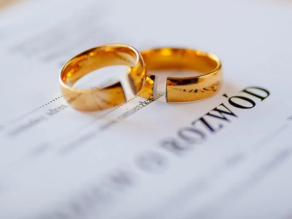 Jak napisać wniosek o wycofanie pozwu rozwodowego – krok po kroku i wzór